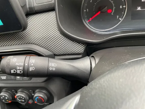 DY72NDZ Dacia Sandero Stepway 1.0 TCe Bi-Fuel Comfort 5dr Thumbnail #20