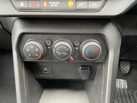 DY72NDZ Dacia Sandero Stepway 1.0 TCe Bi-Fuel Comfort 5dr Thumbnail #22