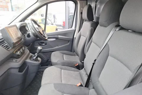 VA23CFF Renault Trafic SL30 Blue dCi 130 Advance Van Thumbnail #16