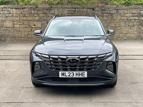 ML23HHE Hyundai Tucson 1.6 TGDi Ultimate 5dr 2WD Thumbnail #3
