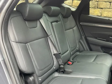 ML23HHE Hyundai Tucson 1.6 TGDi Ultimate 5dr 2WD Thumbnail #14