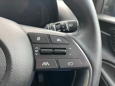 MK71NUM Hyundai i20 1.0T GDi 48V MHD Premium 5dr Thumbnail #22