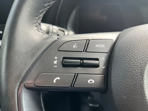 MK71NUM Hyundai i20 1.0T GDi 48V MHD Premium 5dr Thumbnail #23