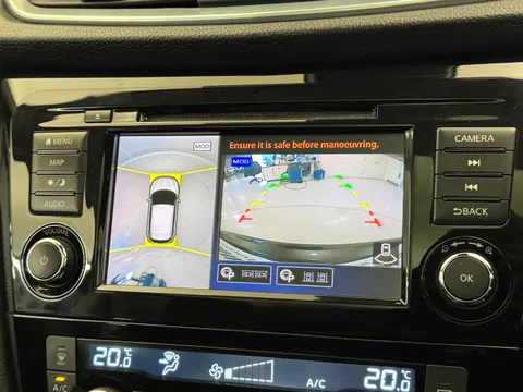 26 of 36 for Nissan Qashqai 1.5 dCi N-Connecta 5dr