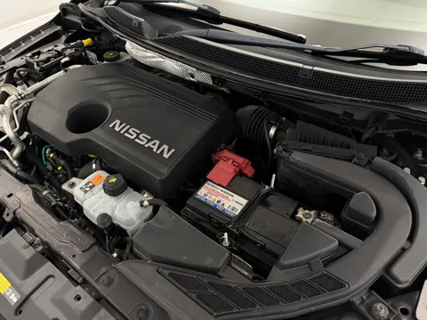 29 of 36 for Nissan Qashqai 1.5 dCi N-Connecta 5dr