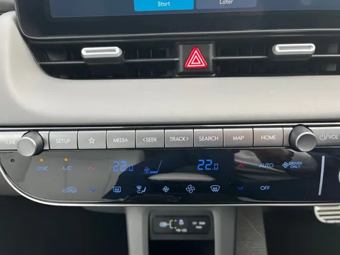 23 of 46 for HYUNDAI IONIQ 5 239kW Ultimate 84 kWh 5dr AWD Auto - ZERO DEPOSIT FINANCE AND CASHBACK AVAILABLE