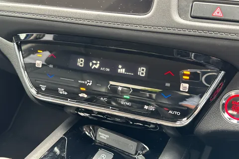 19 of 38 for Honda Hr-V 1.5 i-VTEC EX 5dr