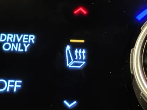PX25ZYV Hyundai Santa Fe 1.6 TGDi Hybrid Calligraphy 5dr 4WD Auto Thumbnail #34