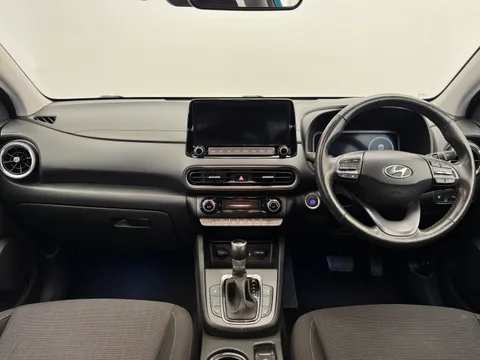 FX22ZFA Hyundai Kona 1.6 GDi Hybrid Premium 5dr DCT Thumbnail #2