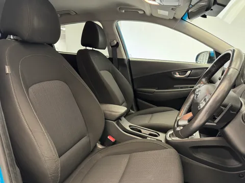 FX22ZFA Hyundai Kona 1.6 GDi Hybrid Premium 5dr DCT Thumbnail #14