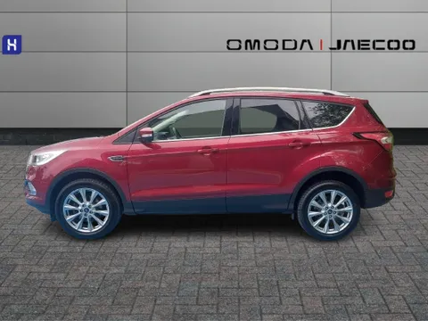 DE69XFS Ford Kuga 1.5 EcoBoost Titanium Edition 5dr 2WD Thumbnail #5