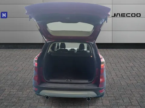 DE69XFS Ford Kuga 1.5 EcoBoost Titanium Edition 5dr 2WD Thumbnail #10