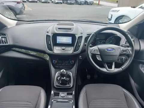 DE69XFS Ford Kuga 1.5 EcoBoost Titanium Edition 5dr 2WD Thumbnail #14