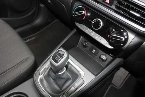 22 of 36 for HYUNDAI KONA 1.0 TGDi 48V MHEV SE Connect 5dr