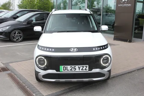 DL25YZZ Hyundai Inster 85kW 02 49kWh 5dr Auto Thumbnail #2