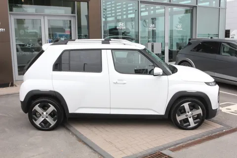 DL25YZZ Hyundai Inster 85kW 02 49kWh 5dr Auto Thumbnail #3