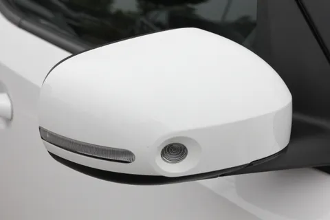 DL25YZZ Hyundai Inster 85kW 02 49kWh 5dr Auto Thumbnail #4