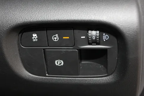 DL25YZZ Hyundai Inster 85kW 02 49kWh 5dr Auto Thumbnail #15