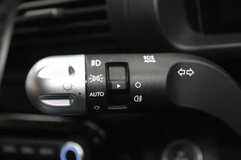DL25YZZ Hyundai Inster 85kW 02 49kWh 5dr Auto Thumbnail #19