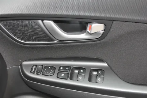 13 of 36 for Hyundai Kona 1.0 TGDi 48V MHEV Premium 5dr