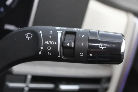 DV75BAO Hyundai Santa Fe 1.6 TGDi Plug-in Hybrid Ultimate 5dr 4WD Auto Thumbnail #30