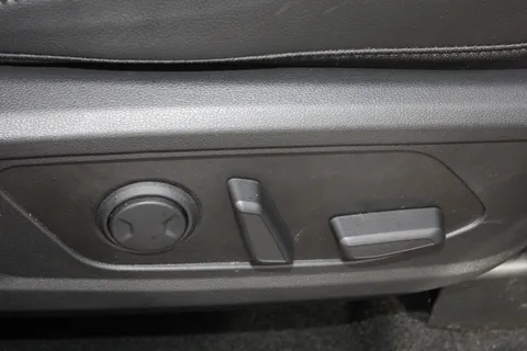 SA25AXU Hyundai Tucson 1.6T Plug-in Hybrid Ultimate 5dr Auto Thumbnail #11