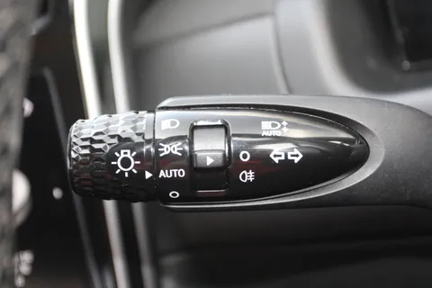 PE72AVF Hyundai Tucson 1.6 TGDi 48V MHD SE Connect 5dr 2WD DCT Thumbnail #8
