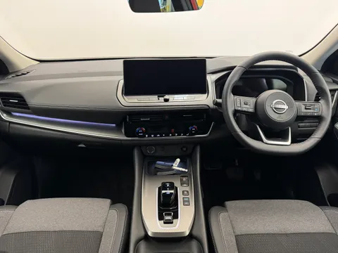 LV75HPC Nissan Qashqai 1.5 E-Power N-Connecta 5dr Auto Thumbnail #3