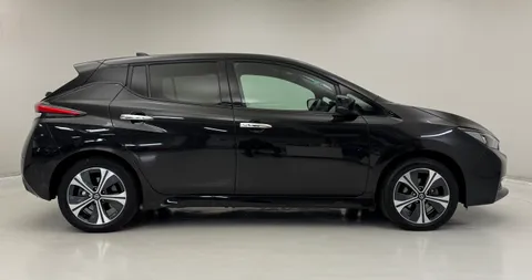 VE70OOJ Nissan LEAF 160kW e+ Tekna 62kWh 5dr Auto Thumbnail #10
