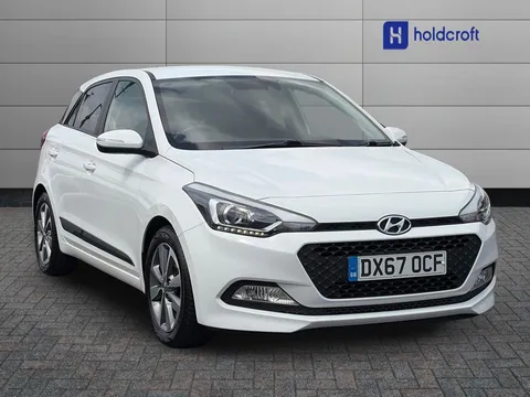 DX67OCF Hyundai i20 1.2 Premium Nav 5dr Thumbnail #2