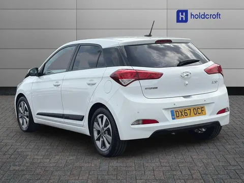 DX67OCF Hyundai i20 1.2 Premium Nav 5dr Thumbnail #4