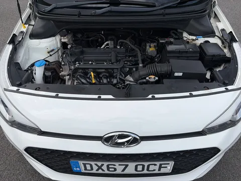 DX67OCF Hyundai i20 1.2 Premium Nav 5dr Thumbnail #29