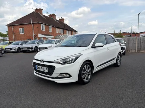 DX67OCF Hyundai i20 1.2 Premium Nav 5dr Thumbnail #11
