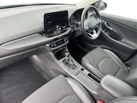 DS21YPE Hyundai i30 1.0T GDi Premium 5dr DCT Thumbnail #11