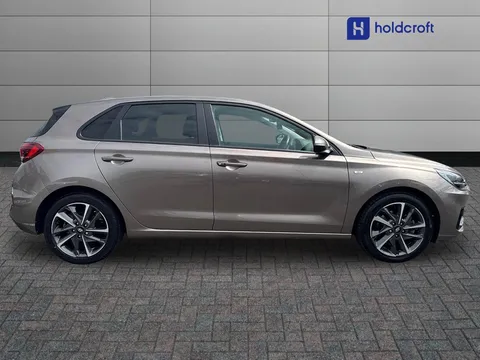 DS21YPE Hyundai i30 1.0T GDi Premium 5dr DCT Thumbnail #7