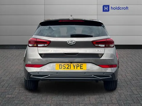 DS21YPE Hyundai i30 1.0T GDi Premium 5dr DCT Thumbnail #10