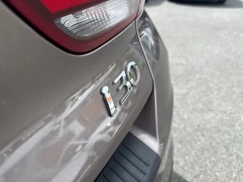 DS21YPE Hyundai i30 1.0T GDi Premium 5dr DCT Thumbnail #26