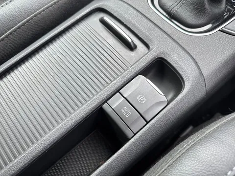 DS21YPE Hyundai i30 1.0T GDi Premium 5dr DCT Thumbnail #33