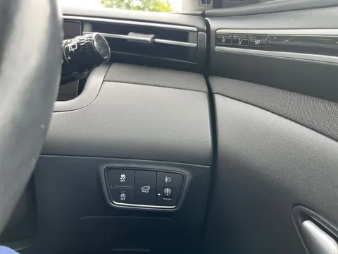 MK22KWX Hyundai Tucson 1.6 TGDi Ultimate 5dr 2WD Thumbnail #20