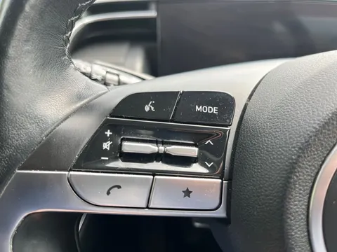 MK22KWX Hyundai Tucson 1.6 TGDi Ultimate 5dr 2WD Thumbnail #22