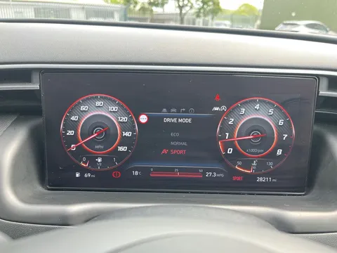 MK22KWX Hyundai Tucson 1.6 TGDi Ultimate 5dr 2WD Thumbnail #31