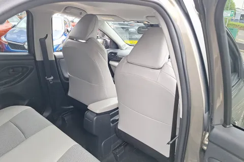 MD72LAO Toyota Yaris 1.5 Hybrid Excel 5dr CVT Thumbnail #34