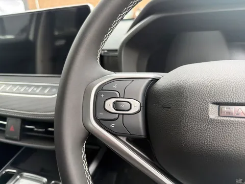 DG75NZR GWM Haval Jolion Pro Hybrid 1.5 eHEV Lux 5dr DHT Thumbnail #16