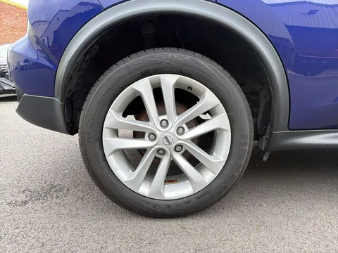 8 of 25 for NISSAN JUKE 1.6 N-Connecta 5dr Xtronic
