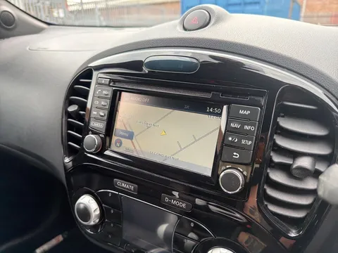 13 of 25 for NISSAN JUKE 1.6 N-Connecta 5dr Xtronic
