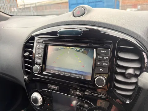 14 of 25 for NISSAN JUKE 1.6 N-Connecta 5dr Xtronic