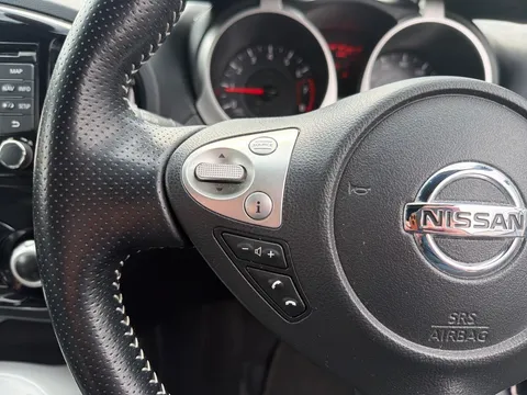 24 of 25 for NISSAN JUKE 1.6 N-Connecta 5dr Xtronic