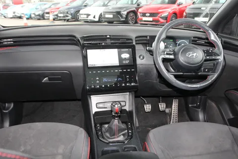 DA22HSX Hyundai Tucson 1.6 TGDi N Line S 5dr 2WD Thumbnail #13