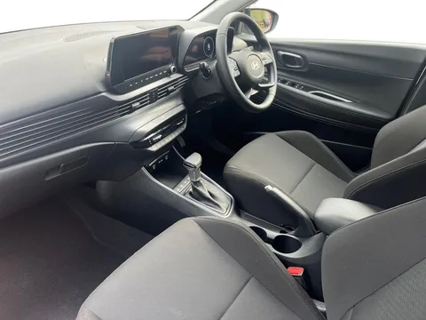 EF25MVZ Hyundai i20 1.0T GDi Premium 5dr DCT Thumbnail #5