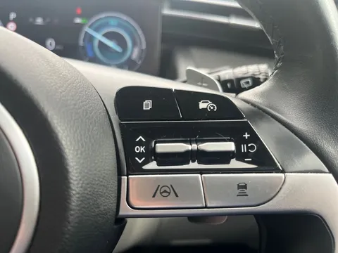HN23JXF Hyundai Tucson 1.6 TGDi Plug-in Hybrid Ultimate 5dr 4WD Auto Thumbnail #18